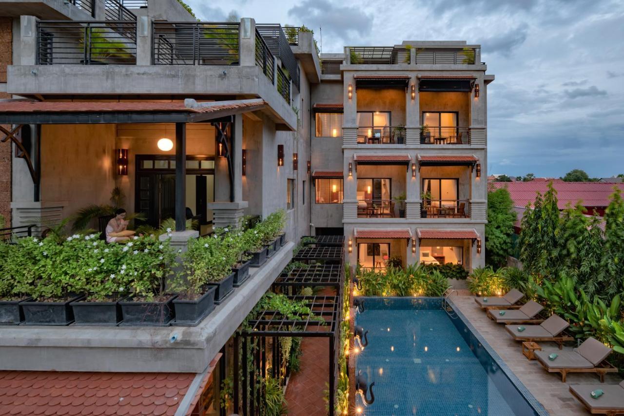 Grange Hotel Siem Reap Buitenkant foto