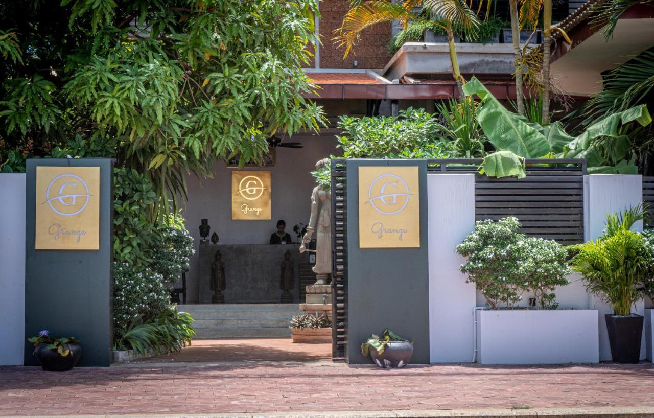 Grange Hotel Siem Reap Buitenkant foto