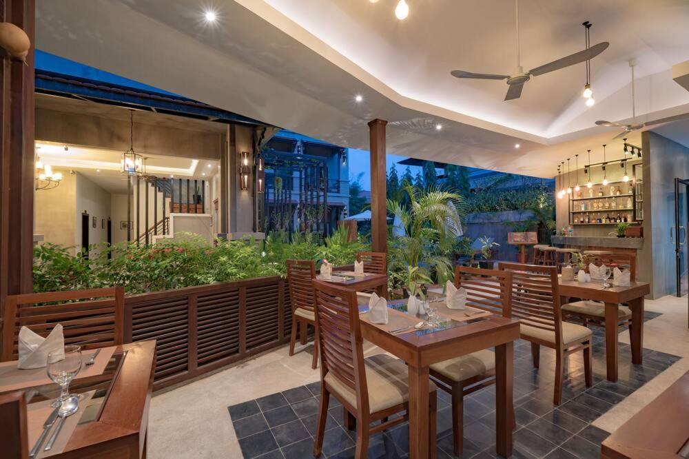 Grange Hotel Siem Reap Buitenkant foto