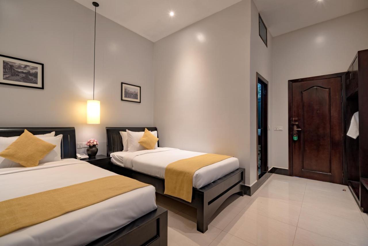 Grange Hotel Siem Reap Buitenkant foto