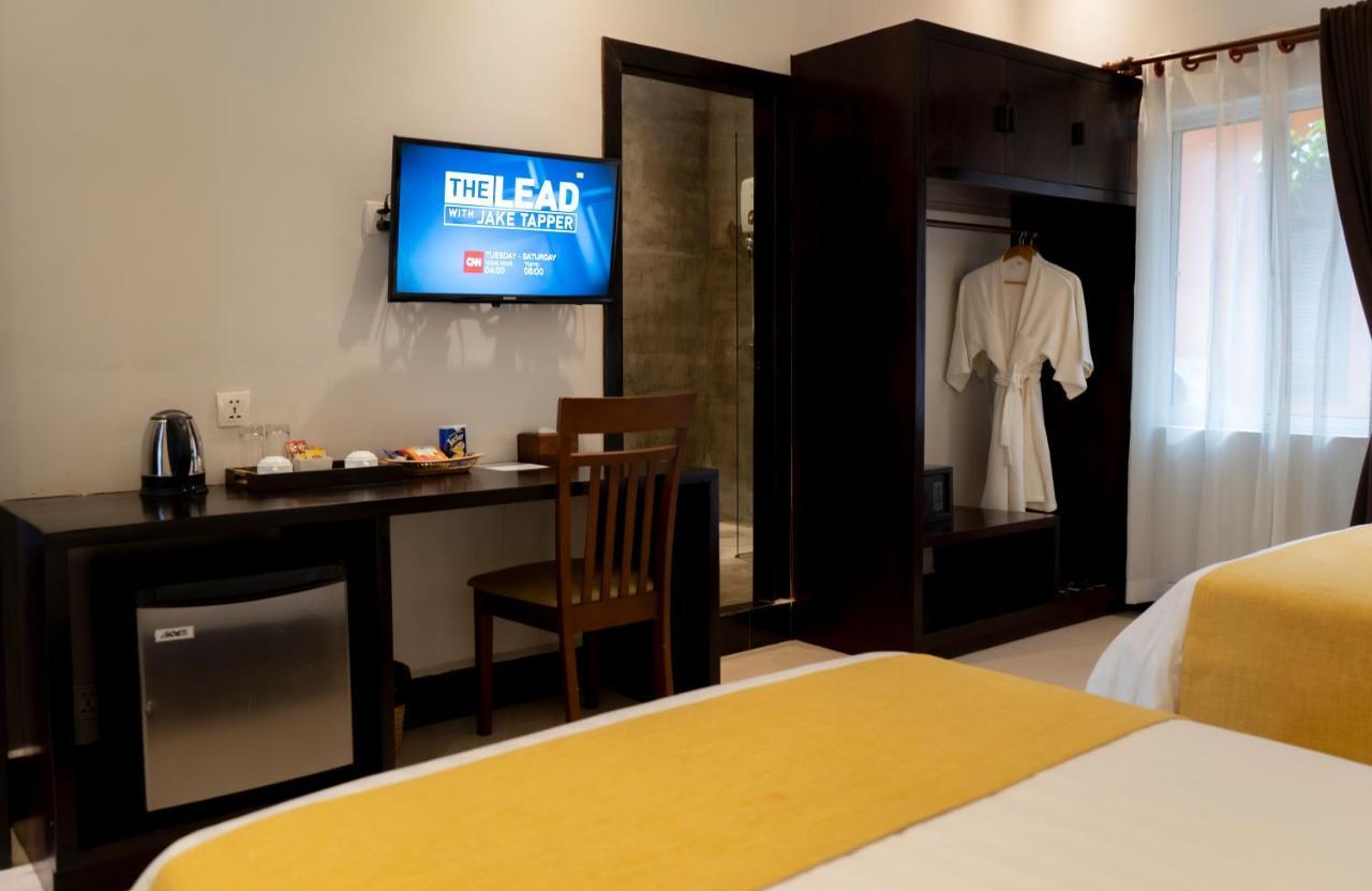 Grange Hotel Siem Reap Buitenkant foto