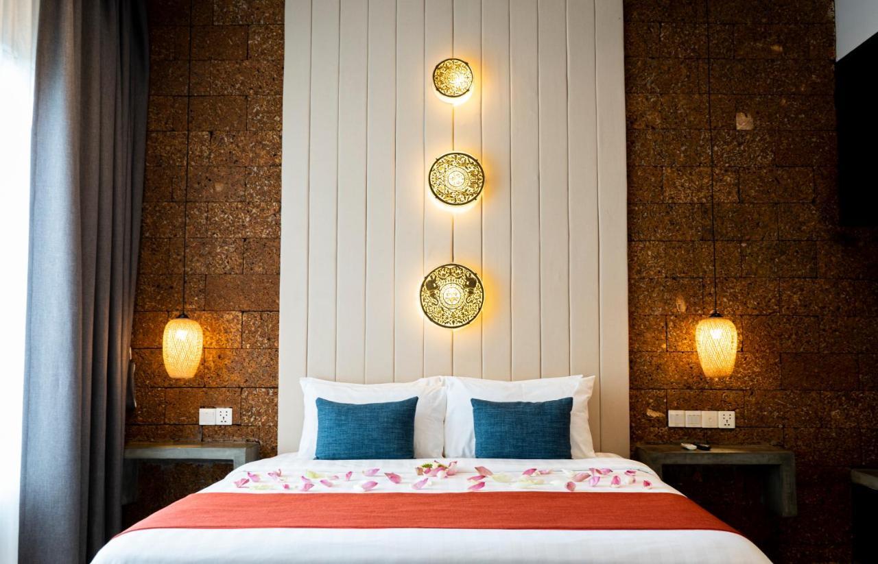 Grange Hotel Siem Reap Buitenkant foto