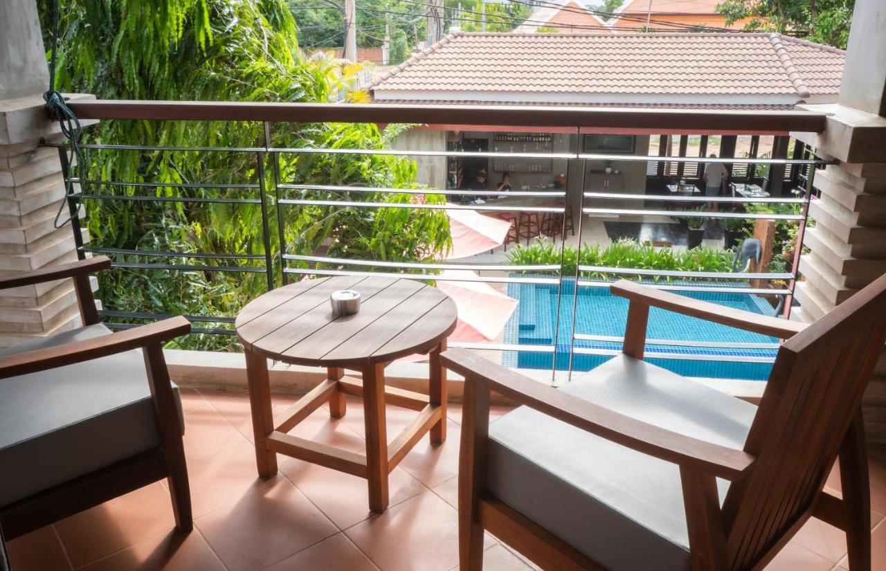 Grange Hotel Siem Reap Buitenkant foto