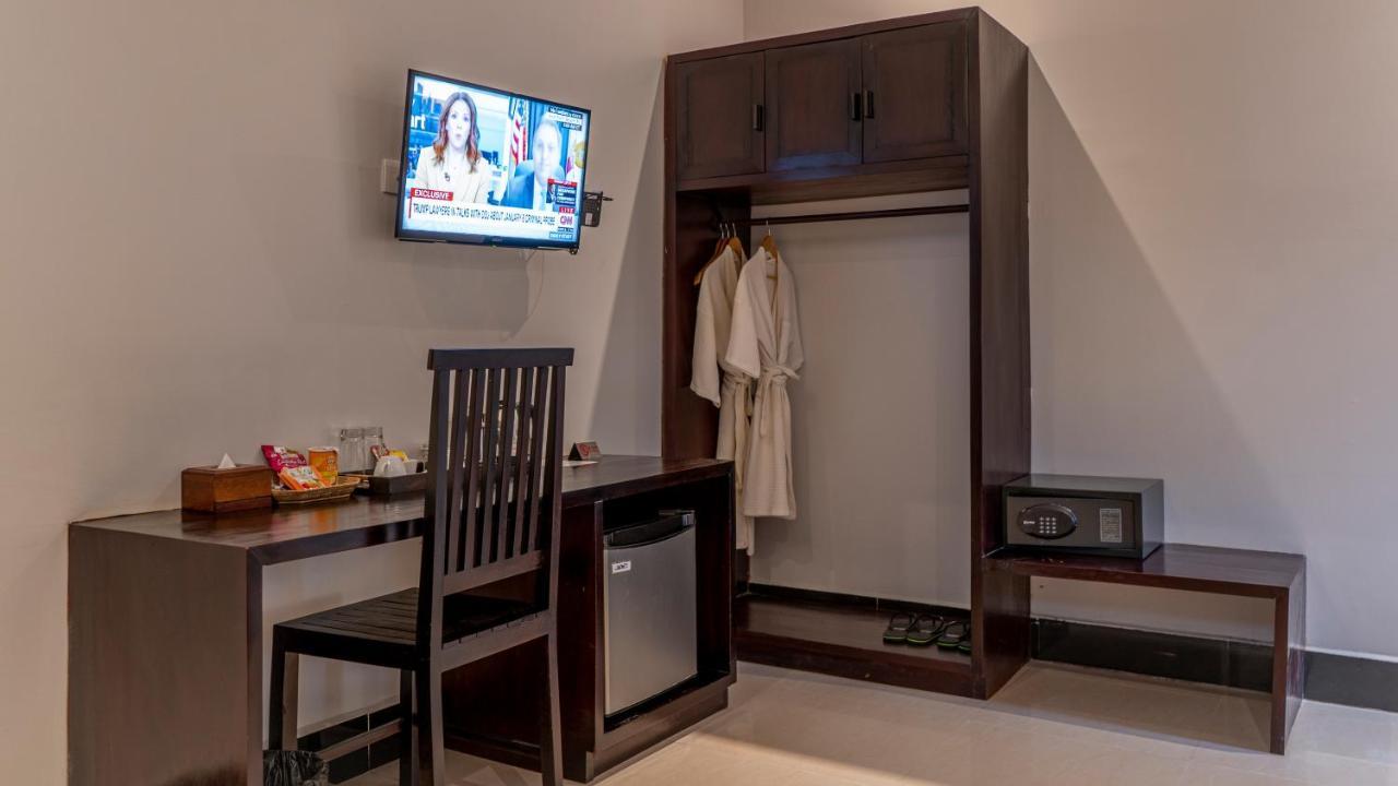 Grange Hotel Siem Reap Buitenkant foto