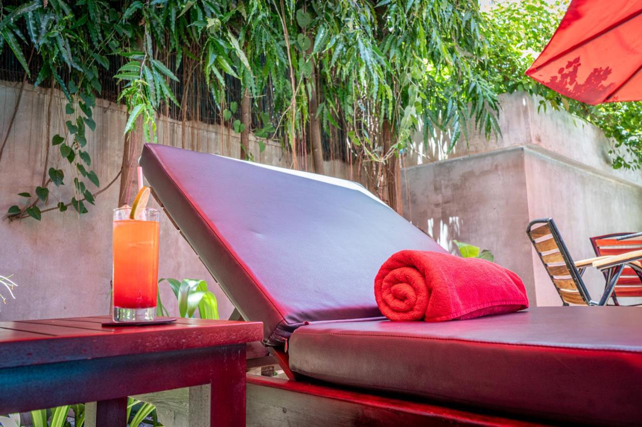 Grange Hotel Siem Reap Buitenkant foto